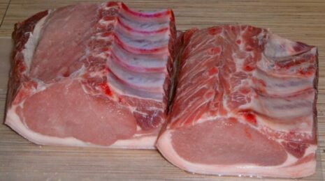 Можно ли собакам свиные ребра? 🥩